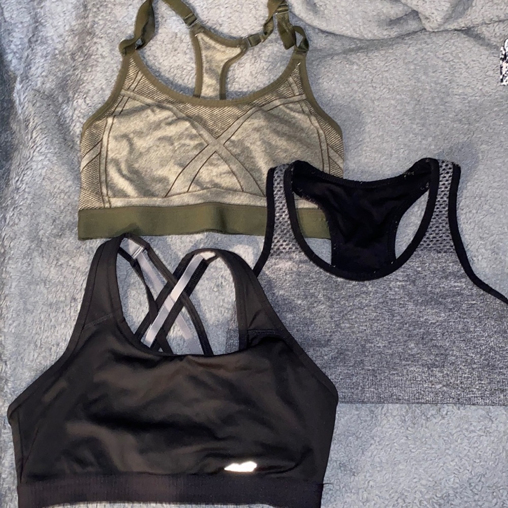 Sports Bra Lot